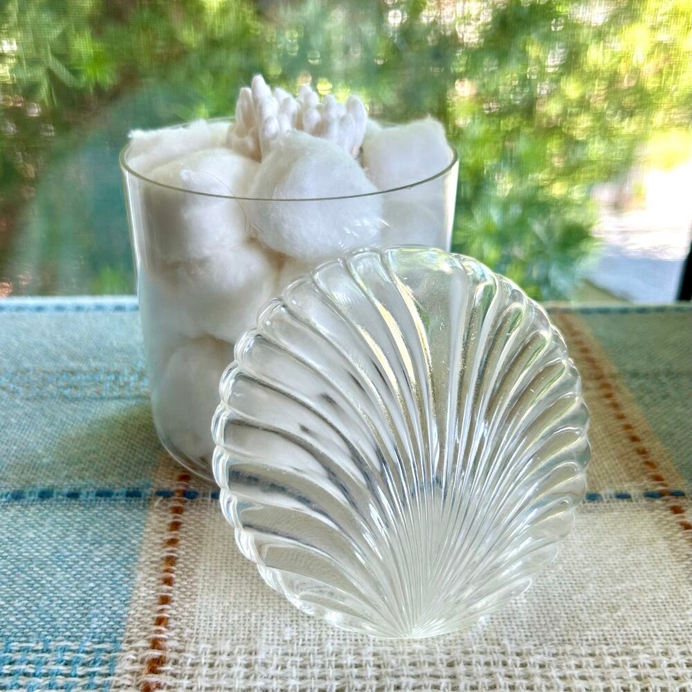 Vintage Lucite Vanity Jar with Seashell Lid – Acrylic Powder Jar Storage